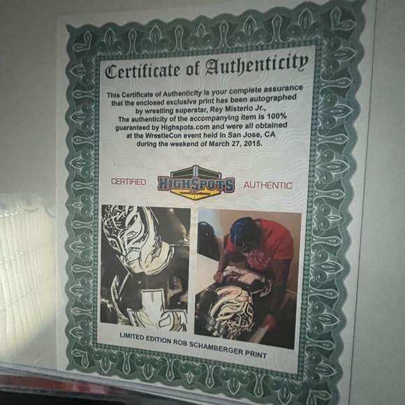 Rey mysterio autograph 16x20 comes in a top loader - Picture 2 of 2